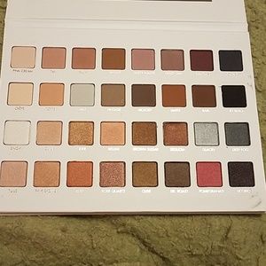 Lorac Mega Pro 3